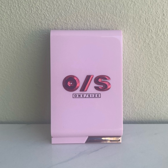 ONE/SIZE Patrick Star Cheek Clapper 3D Blush Trio Palette - Picture 3 of 9